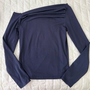 Women’s Off-Shoulder Long Sleeve Top in Navy